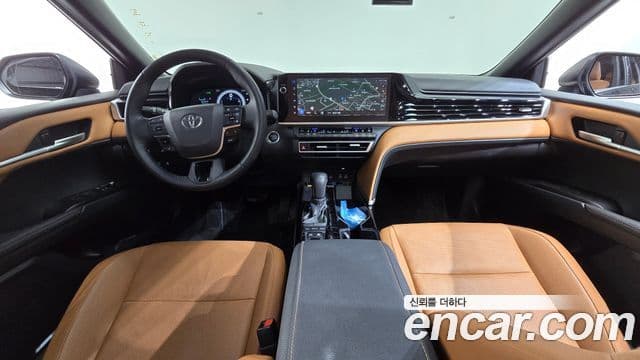 Toyota Camry 2025 — ფოტო 6/30