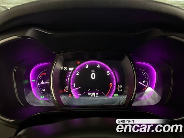 Renault Samsung QM6 2022 — ფოტო 15/17