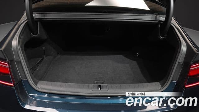 Genesis G90 2022 — Şəkil 22/34