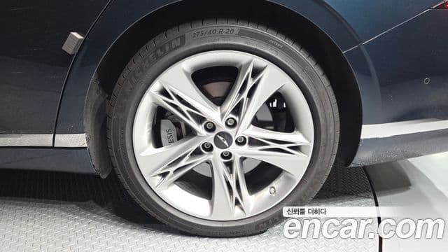 Genesis G90 2022 — Şəkil 20/34