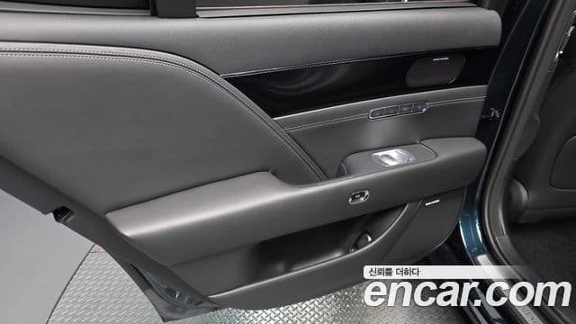 Genesis G90 2022 — Şəkil 16/34