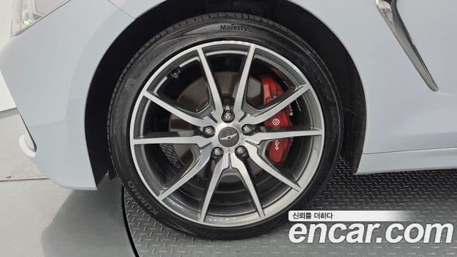 Genesis G70 2019 — Şəkil 18/35