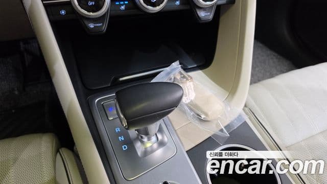 Genesis G70 2019 — Şəkil 33/35