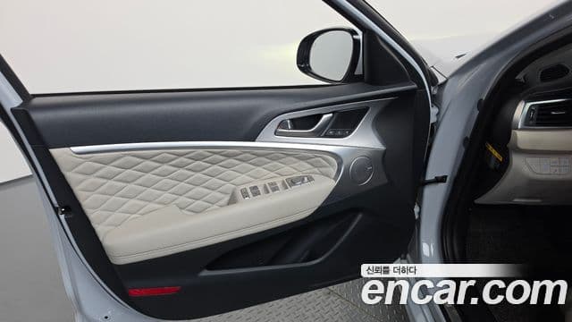 Genesis G70 2019 — Şəkil 22/35