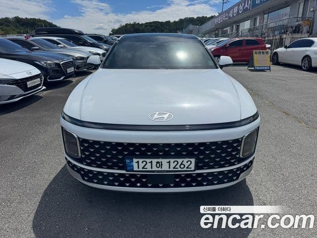 Hyundai Grandeur Hybrid 2023 — Photo 5/19