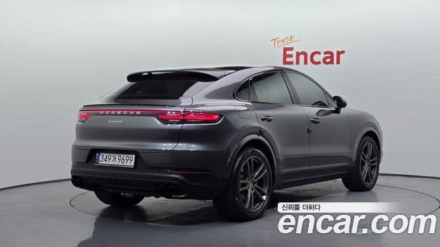 Porsche Cayenne 2021 — Şəkil 30/34