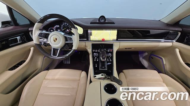 Porsche Panamera 2018 — Şəkil 20/36