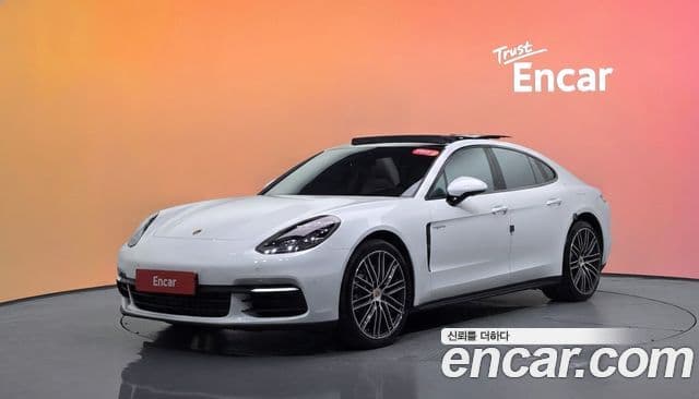 Porsche Panamera 2018 — Şəkil 6/36