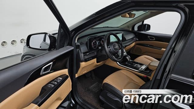 Kia Carnival 2022 — Фото 10/20