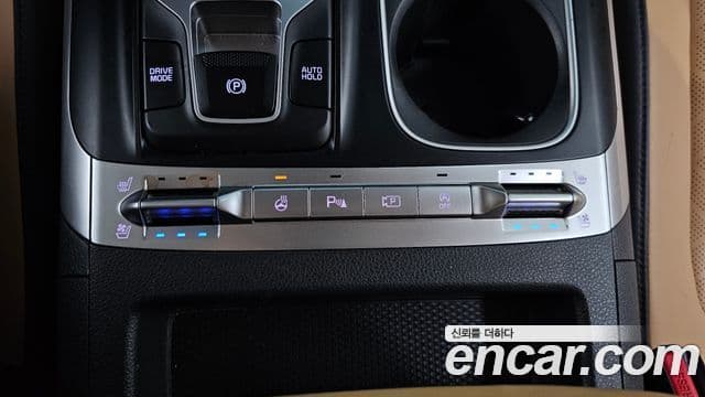 Kia Carnival 2022 — Фото 19/20