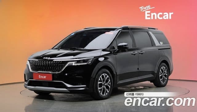 Kia Carnival 2022 — Фото 1/20