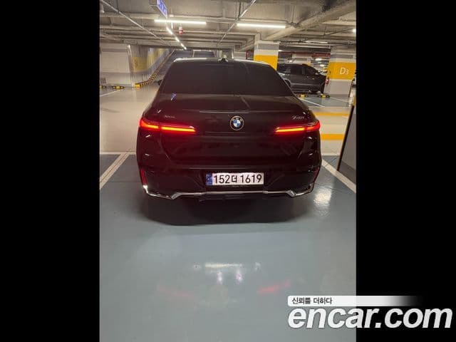 BMW 7 Series 2024 — Photo 6/6