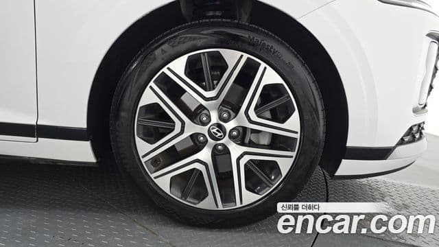 Hyundai Grandeur Hybrid 2023 — Photo 16/30