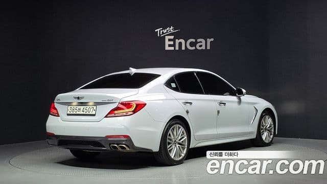 Genesis G70 2019 — Photo 4/20