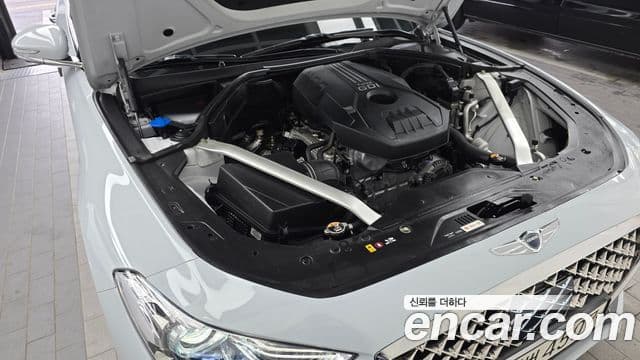 Genesis G70 2019 — Photo 9/20