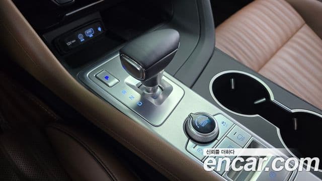 Genesis G70 2019 — Photo 13/20