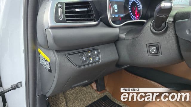 Genesis G70 2019 — Photo 2/20