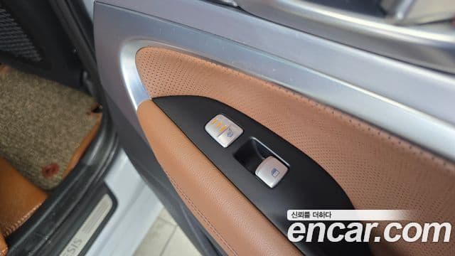 Genesis G70 2019 — Photo 3/20