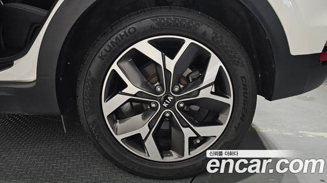 Kia Sportage The Bold 2020 — Şəkil 27/35