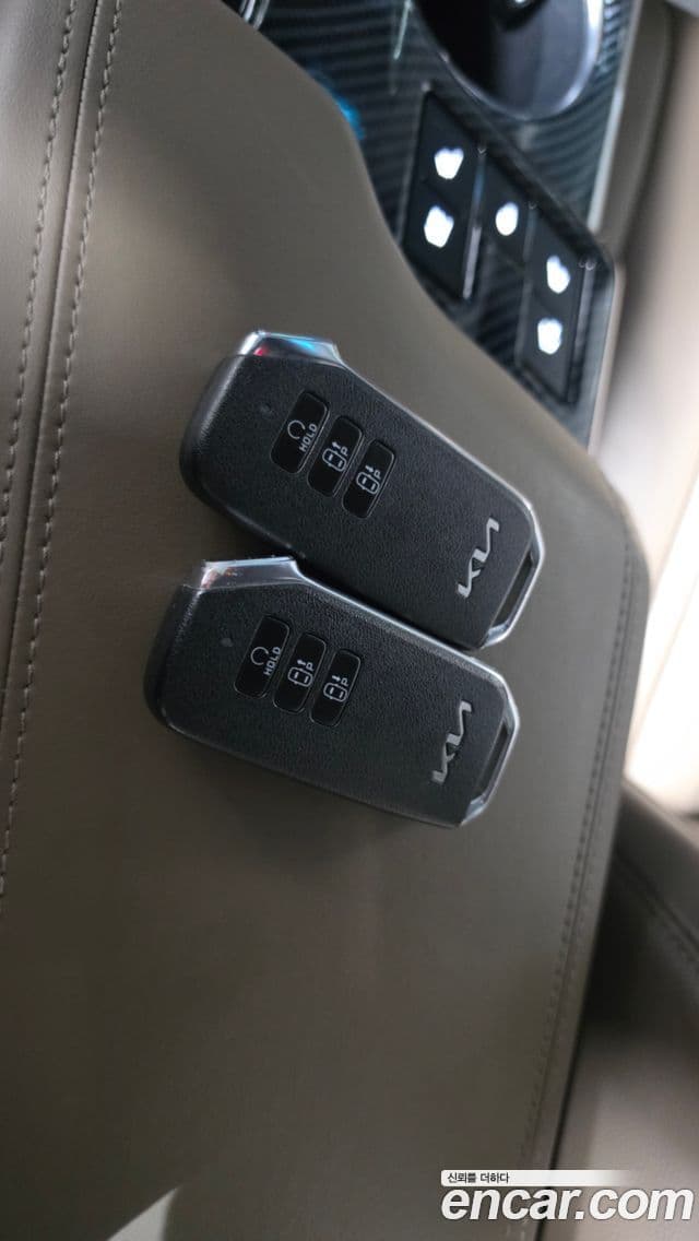 Kia K8 2022 — Şəkil 15/36