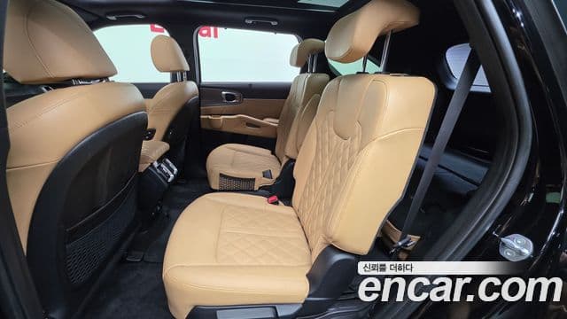 Kia Sorento 2022 — Фото 12/20