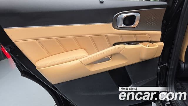 Kia Sorento 2022 — Photo 19/33