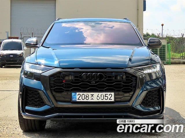 Audi RSQ8 2021 — Photo 3/8