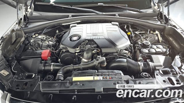 Land Rover Range Rover Velar 2019 — Photo 33/36