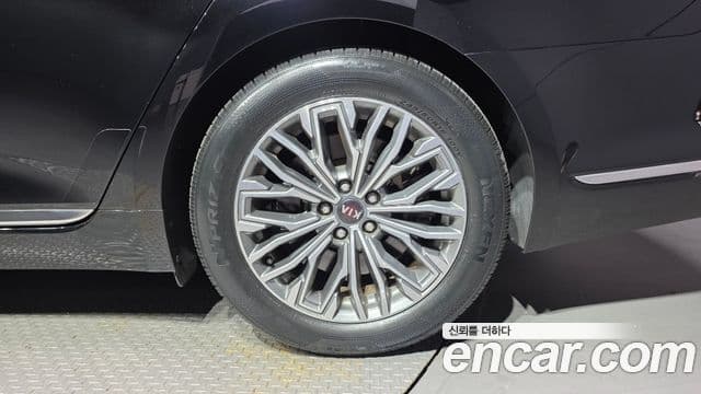 Kia The K9 2019 — ფოტო 31/32