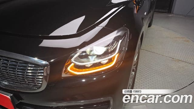Kia The K9 2019 — ფოტო 17/32