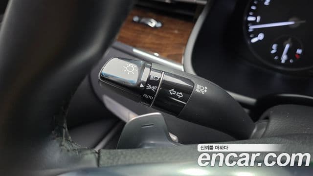 Kia The K9 2019 — ფოტო 10/32