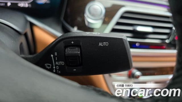 BMW 7 Series 2020 — Photo 18/34
