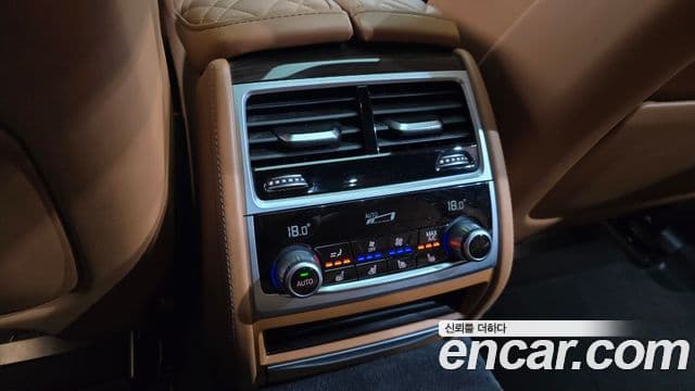 BMW 7 Series 2020 — Photo 5/34