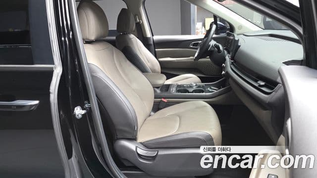 Kia Carnival 2024 — Фото 11/20