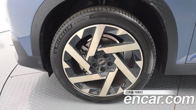 Mini Cooper S Countryman 2025 — Şəkil 6/23
