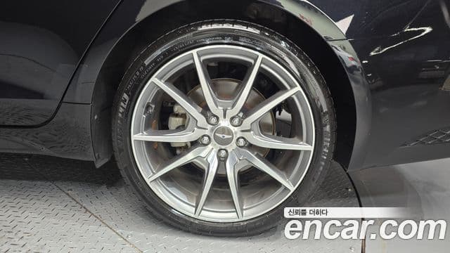 Genesis G70 2022 — Photo 23/30