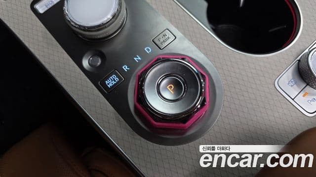 Genesis GV80 2024 — ფოტო 17/41