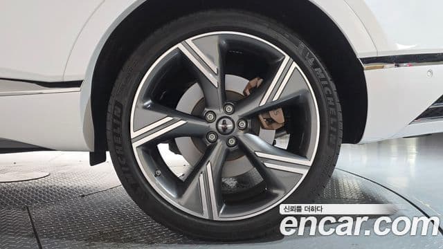 Genesis GV80 2024 — ფოტო 37/41