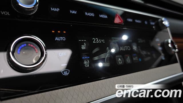 Genesis GV80 2024 — ფოტო 30/41