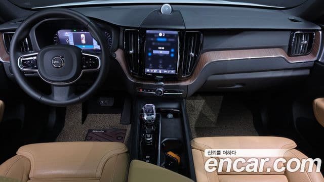 Volvo XC60 2024 — Şəkil 13/36