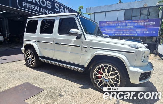 Mercedes-Benz G-Class 2021 — Photo 8/20