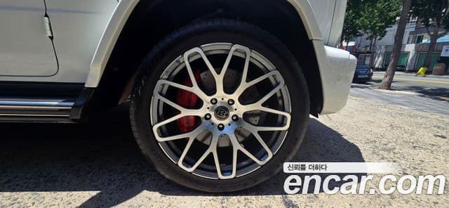Mercedes-Benz G-Class 2021 — Photo 2/20