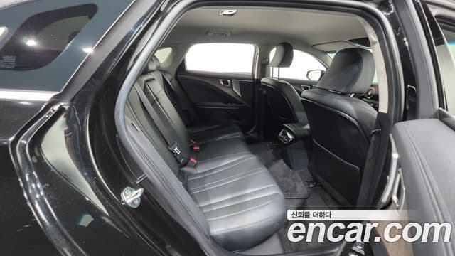 Kia K8 2022 — ფოტო 14/30