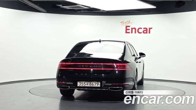 Genesis G90 2022 — ფოტო 23/38