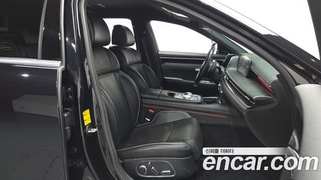 Genesis G90 2022 — ფოტო 17/38