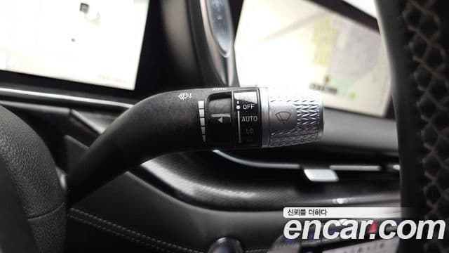 Genesis G90 2022 — ფოტო 34/38