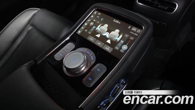 Genesis G90 2022 — ფოტო 26/38