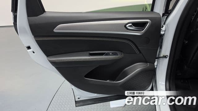 Renault Samsung Arkana 2025 — Şəkil 17/33