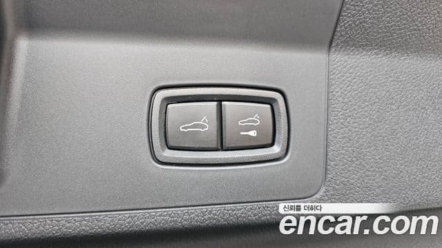 Porsche Panamera 2025 — Şəkil 29/34