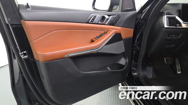 BMW X7 2025 — Photo 6/33